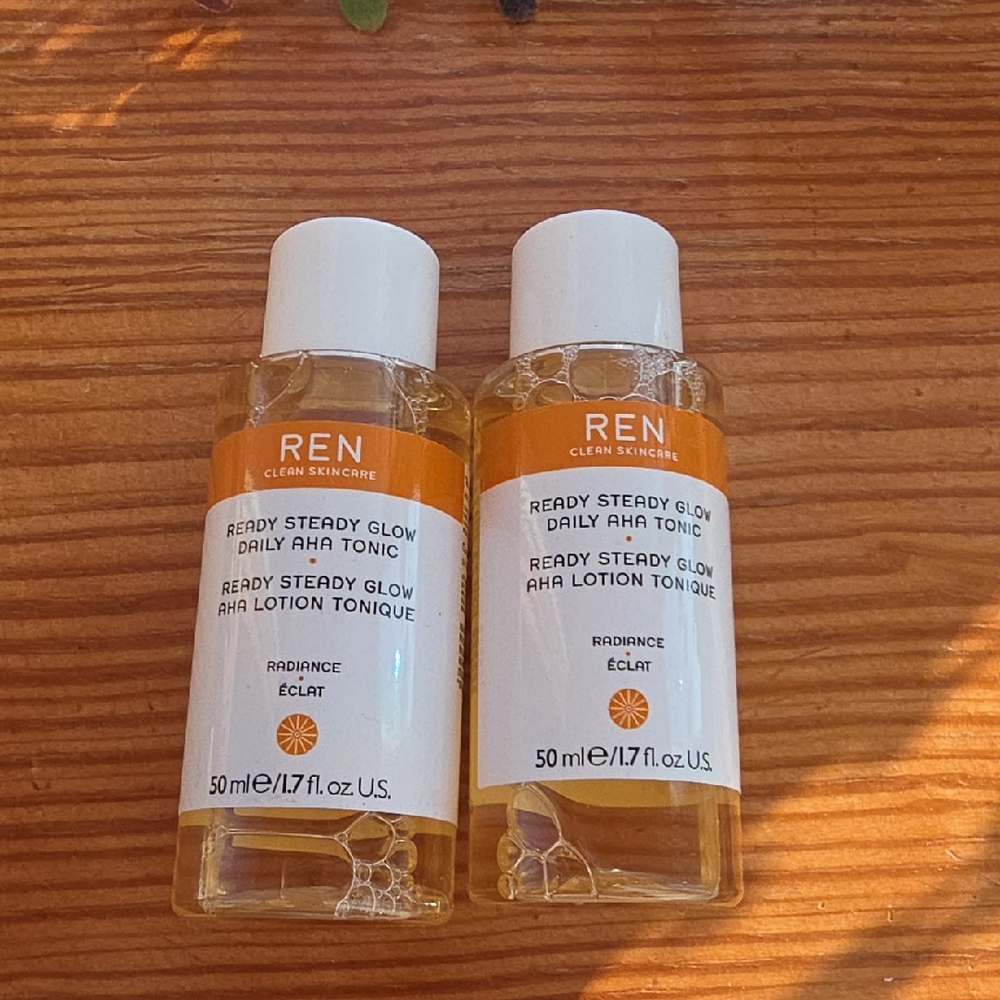 REN Clean Skincare Ready Steady Glow Daily AHA Tonic - Orange